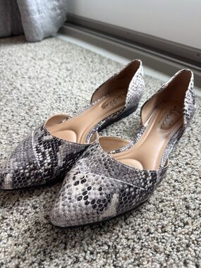 Abella Snake-Print Flats in Black and Gray